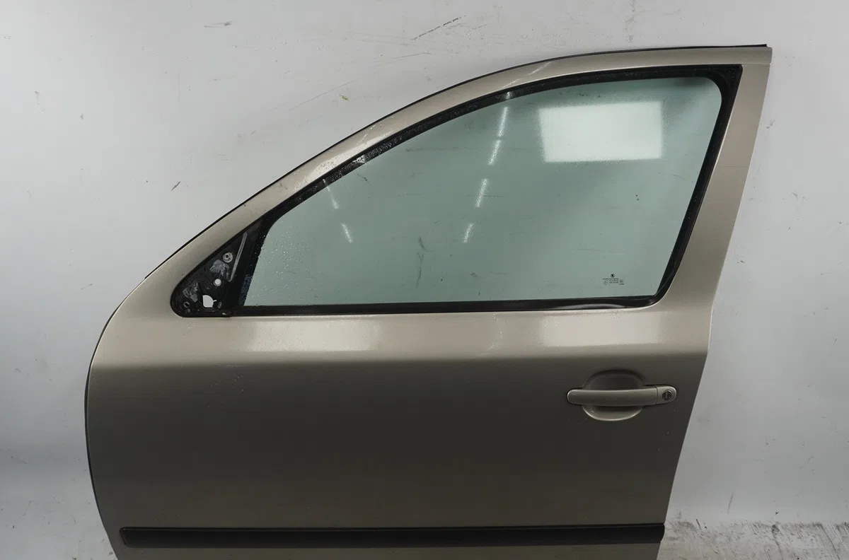 Porte avant gauche Skoda OCTAVIA II Combi (1Z5) 1.9 tdi 4x4 (2004-2010) occasion