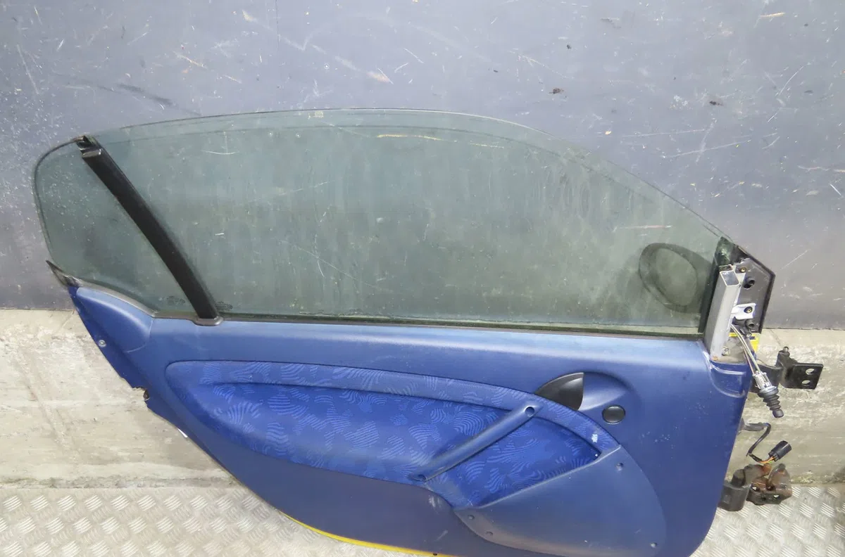Porte avant gauche Smart FORTWO Coupé (450) 0.7 (450.335) (2004-2007) occasion