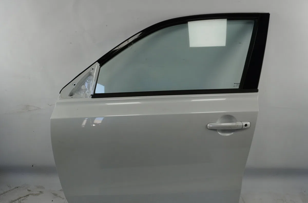 Porte avant gauche Suzuki VITARA (LY) 1.6 allgrip (apk 416) (2015) occasion