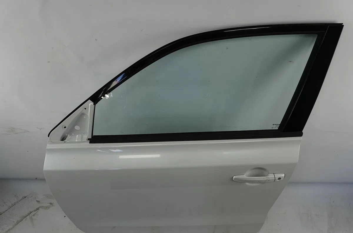 Porte avant gauche Suzuki VITARA (LY) 1.6 allgrip (apk 416) (2015) occasion