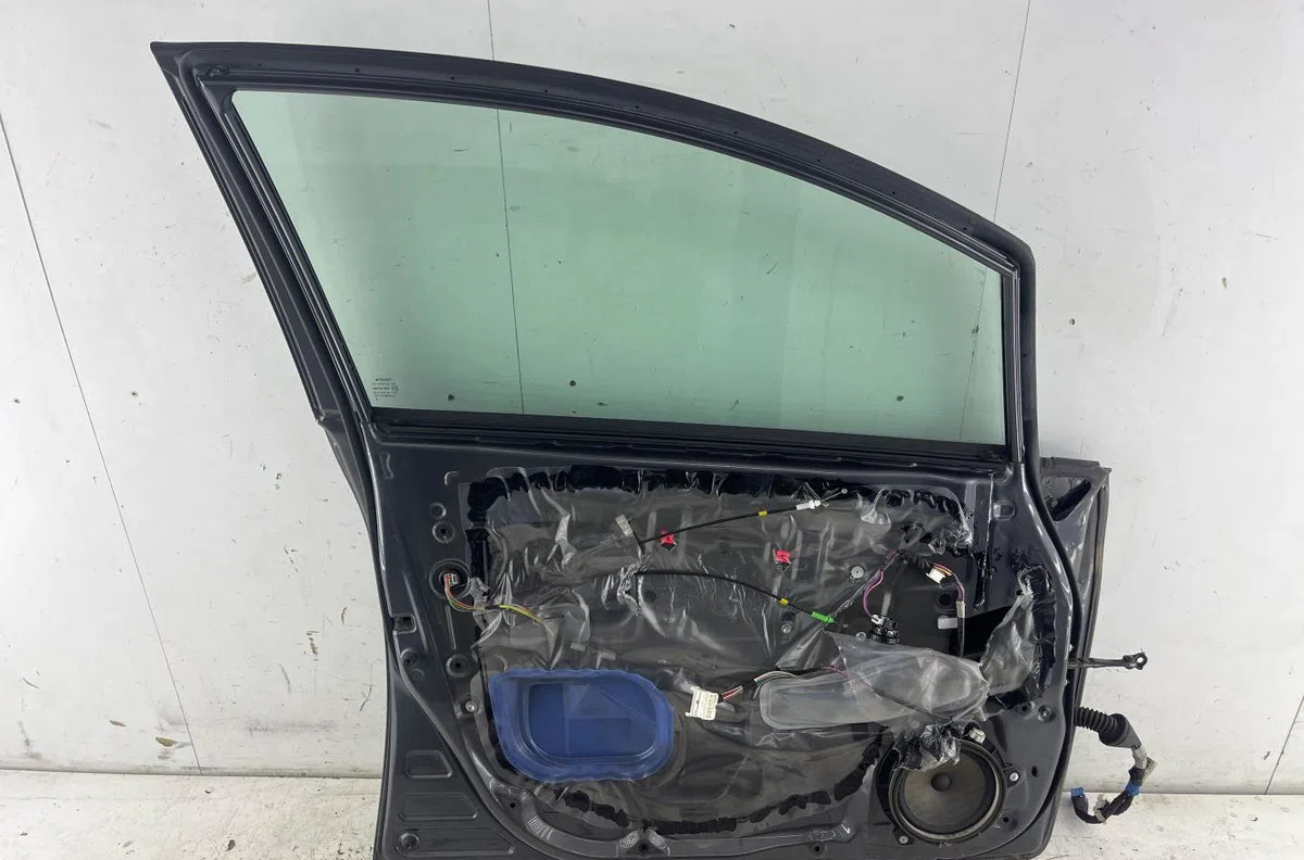 Porte avant gauche TOYOTA AURIS 1 PHASE 1 occasion