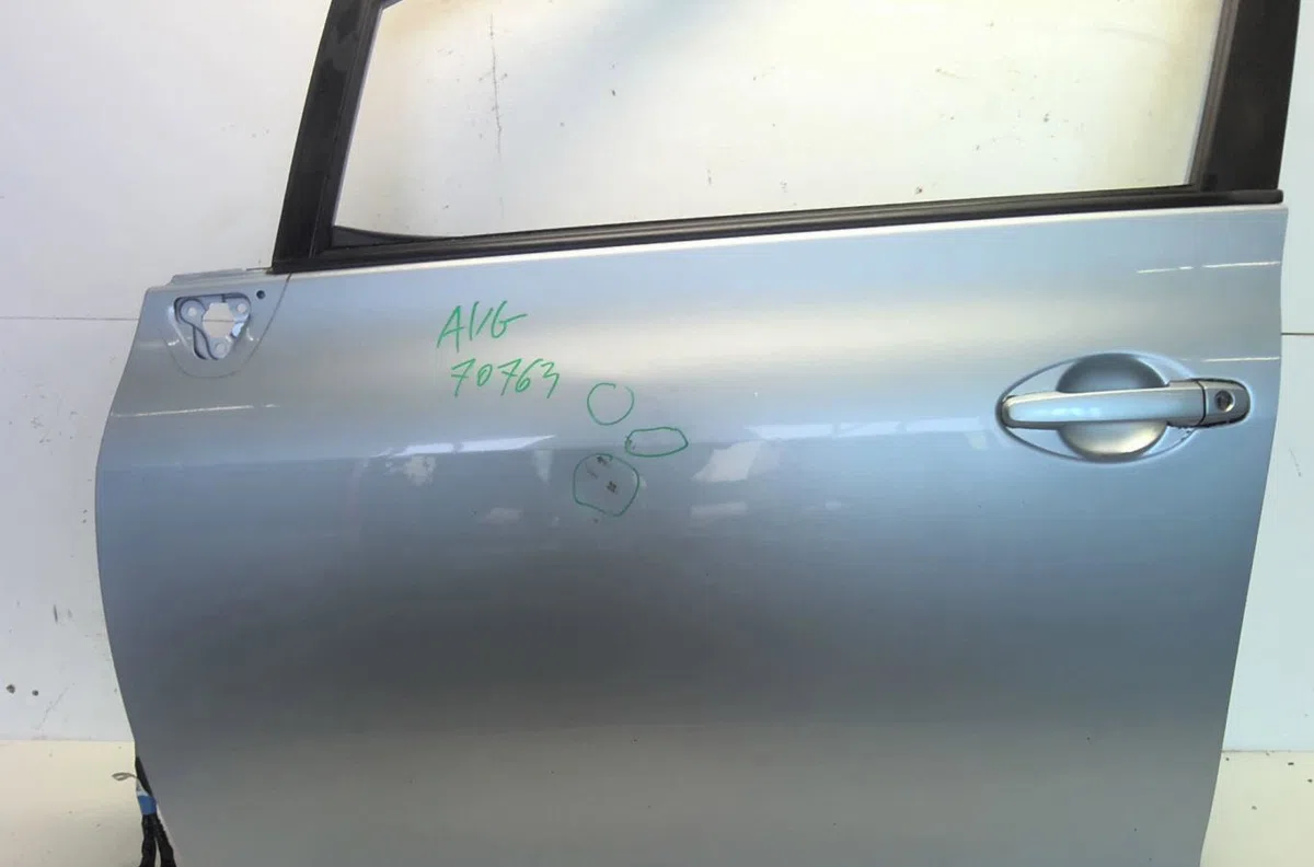 Porte avant gauche Toyota AURIS (_E15_) 1.4 d-4d (nde150_) (2007-2012) 3 portes occasion