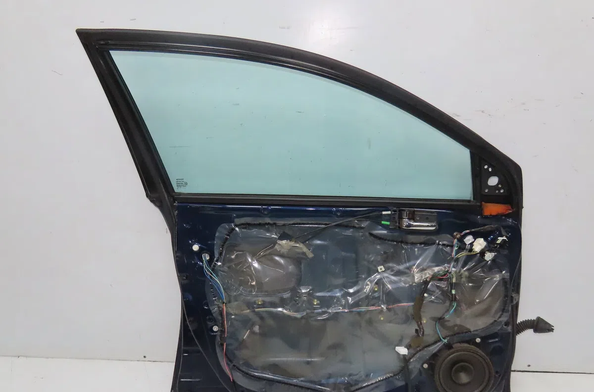 Porte avant gauche Toyota AVENSIS (_T25_) 2.0 d-4d (cdt250_) (2003-2008) occasion