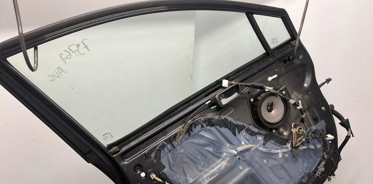 Porte avant gauche TOYOTA COROLLA VERSO 2 PHASE 1 occasion