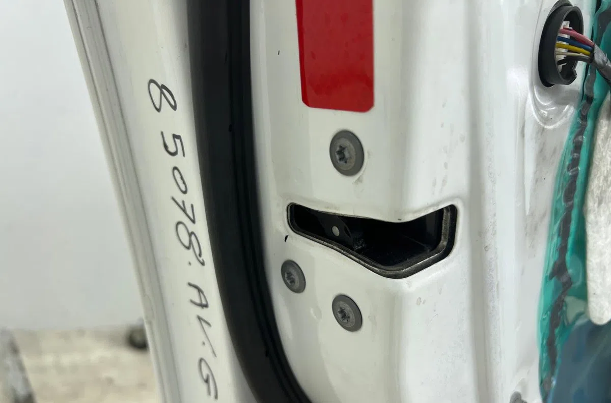 Porte avant gauche TOYOTA RAV4 3 PHASE 2 occasion