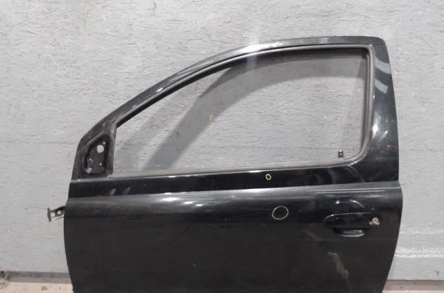 Porte avant gauche TOYOTA YARIS 1 YARIS 1 PHASE 2 occasion