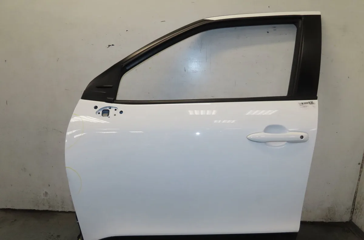 Porte avant gauche Toyota YARIS CROSS (MXP_) 1.5 hybrid (mxpj10) (2020) occasion