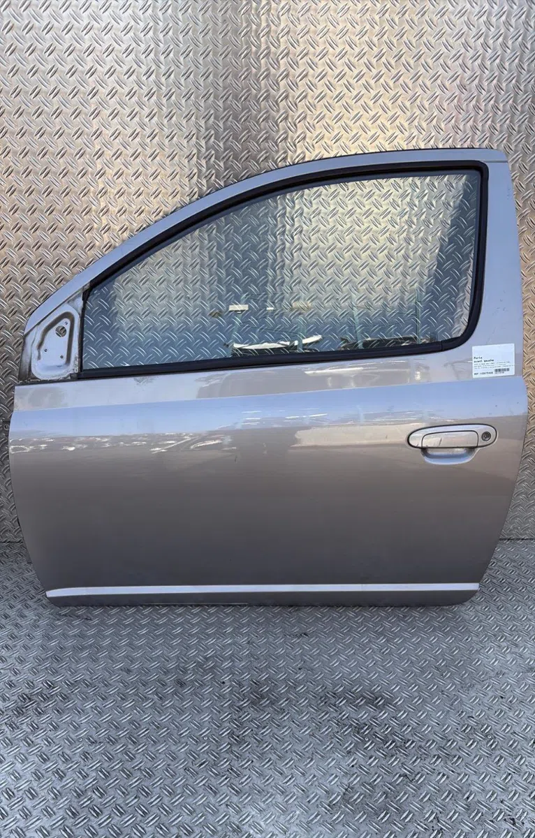 Porte avant gauche Toyota YARIS (_P1_) 1.5 (ncp13_) (2003-2005) occasion