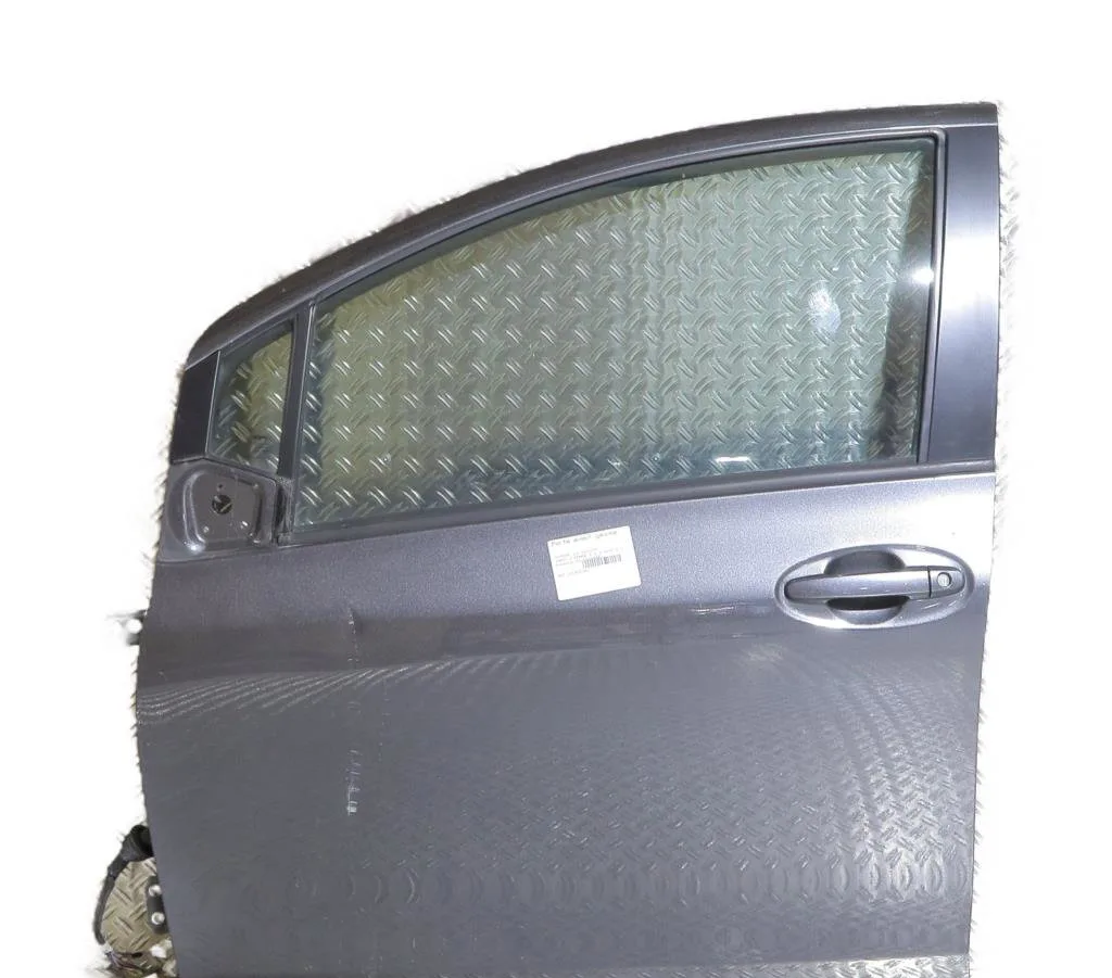 Porte avant gauche Toyota YARIS (_P9_) 1.33 vvt-i (nsp90_) (2008-2011) occasion