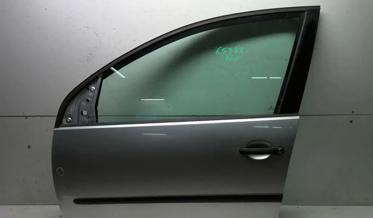 Porte avant gauche VOLKSWAGEN GOLF 5 occasion