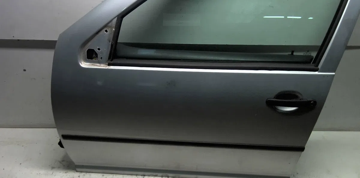 Porte avant gauche Volkswagen GOLF IV (1J1) 1.9 tdi (1997-2004) occasion