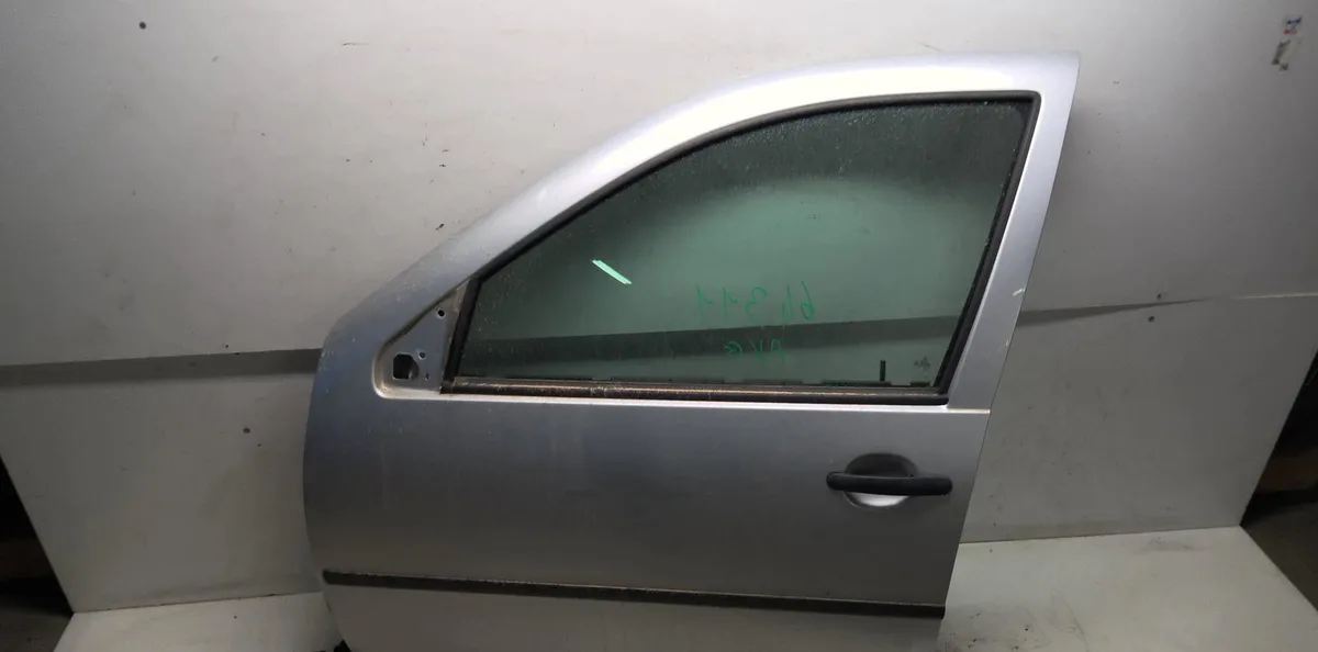 Porte avant gauche Volkswagen GOLF IV Variant (1J5) 1.9 tdi (1999-2006) occasion