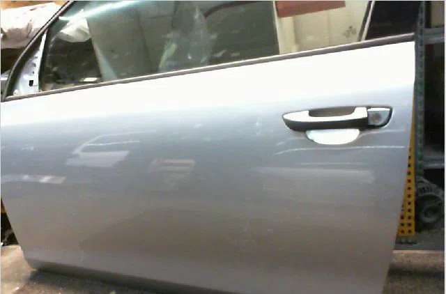 Porte avant gauche Volkswagen GOLF VI (5K1) 1.6 tdi (2009-2012) occasion