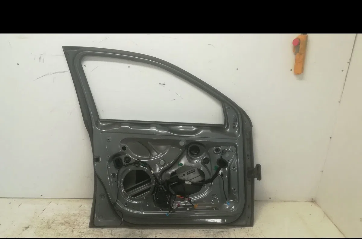 Porte avant gauche Volkswagen JETTA III (1K2) 1.9 tdi (2005-2010) occasion