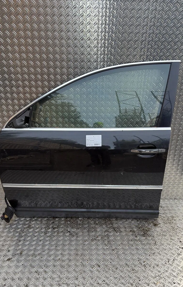 Porte avant gauche Volkswagen PHAETON (3D1, 3D2, 3D3, 3D4, 3D6, 3D7, 3D8, 3D9) 5.0 v10 tdi 4motion (2002-2006) occasion