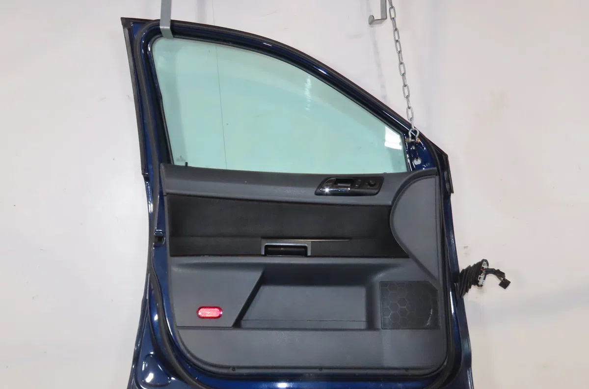 Porte avant gauche Volkswagen POLO IV A trois volumes (9A4, 9A2, 9N2, 9A6) 1.4 (2002-2012) occasion