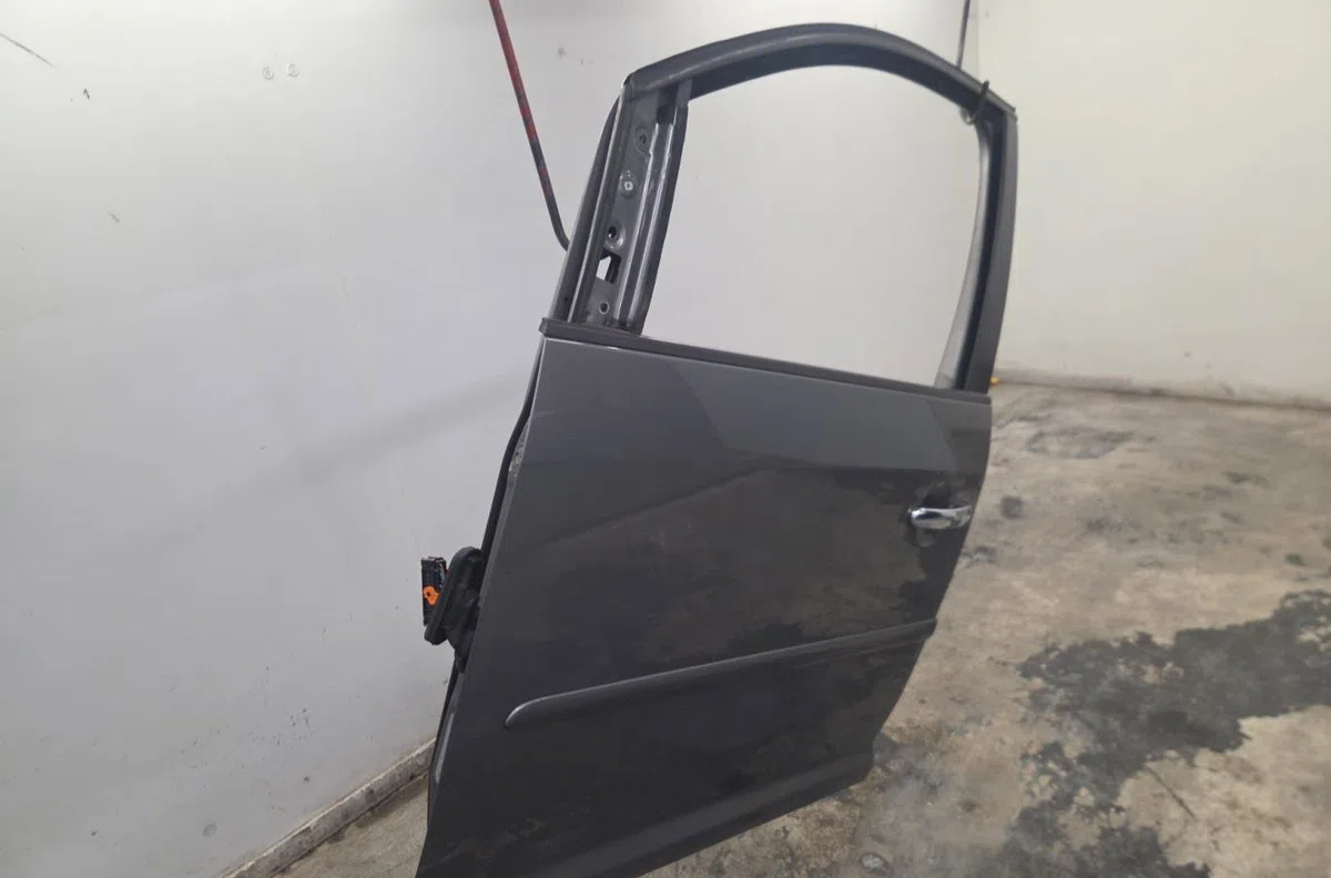 Porte avant gauche VOLKSWAGEN TOURAN 1 PHASE 2 occasion