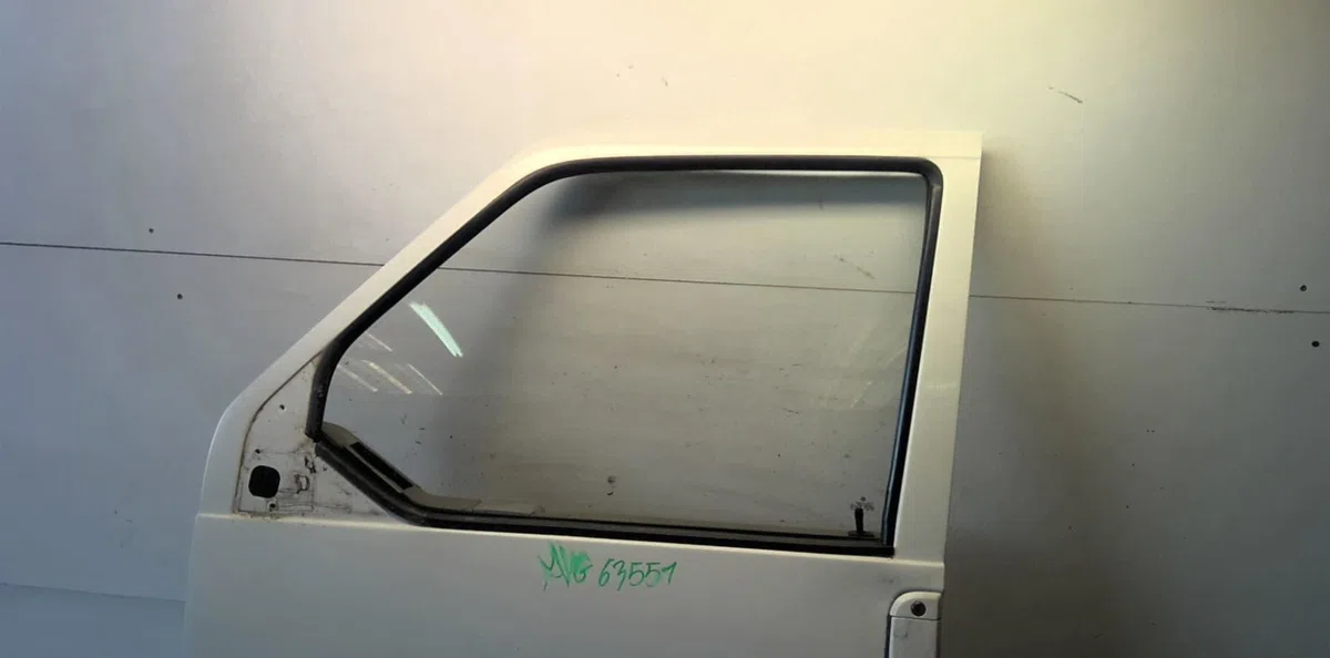 Porte avant gauche Volkswagen TRANSPORTER IV Camionnette (70A, 70H, 7DA, 7DH) 2.5 tdi (1995-2003) occasion