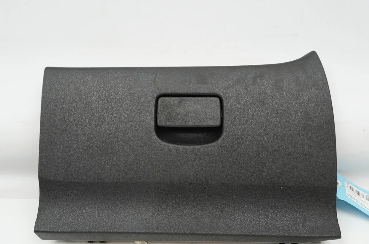 Porte boite a gants Nissan MICRA IV (K13K) 1.2 (2010-2015) occasion