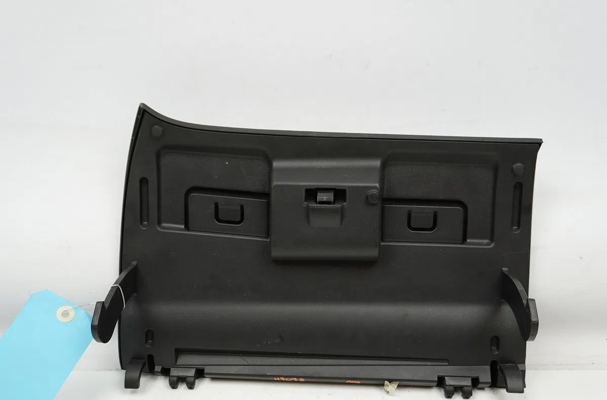 Porte boite a gants Nissan MICRA IV (K13K) 1.2 (2010-2015) occasion