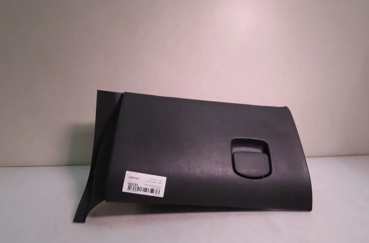 Porte boite a gants OPEL CORSA 2011 occasion