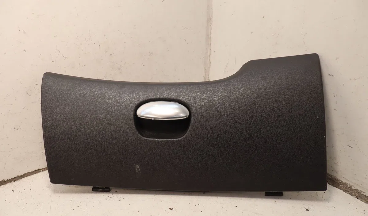 Porte boite a gants Peugeot 206 (2L_, 2M_) 1.4 hdi eco 70 (2009-2013) 5 portes occasion