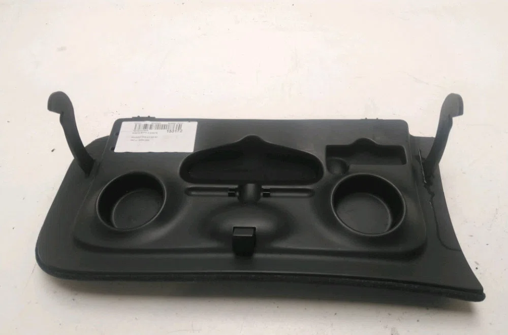 Porte boite a gants Peugeot 206 3-5 portes (2A-C) 2.0 hdi 90 (1999-2009) 5 portes occasion
