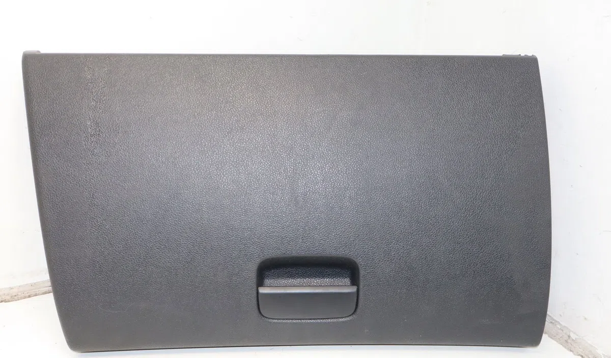 Porte boite a gants Peugeot 5008 (0U_, 0E_) 1.6 hdi (2010-2017) occasion