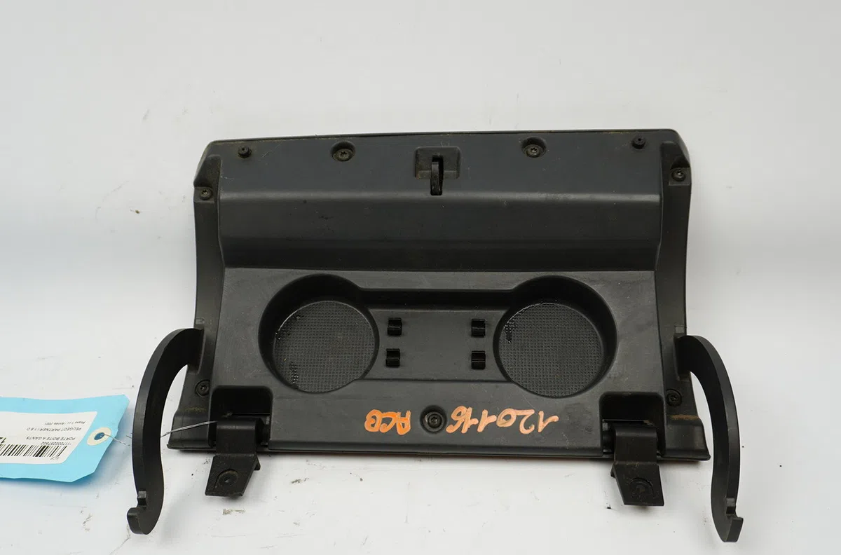 Porte boite a gants Peugeot PARTNER Camionnette-Monospace (5_, G_) 1.9 d (1996-2002) 3 portes occasion