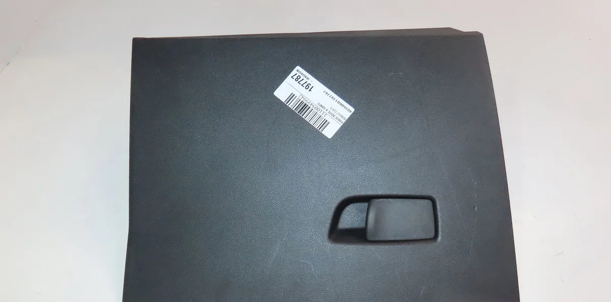Porte boite a gants Renault CLIO V (B7_) Tce 90 (b7mt) (2020) occasion