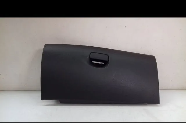Porte boite a gants Renault MEGANE III Coupé (DZ0-1_) 1.5 dci (dz09, dz0d, dz1f, dz1g, dz14, dz29) (2009-2015) 3 portes
