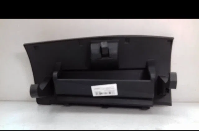 Porte boite a gants Renault MEGANE III Coupé (DZ0-1_) 1.5 dci (dz09, dz0d, dz1f, dz1g, dz14, dz29) (2009-2015) 3 portes 