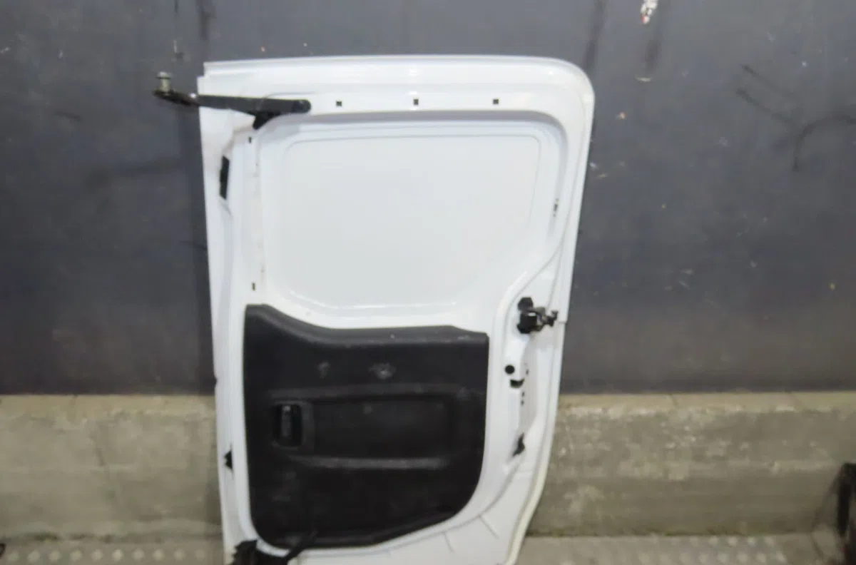 Porte coulissante d Ford C-MAX II (DXA-CB7, DXA-CEU) 1.6 tdci (2010-2019) 5 portes occasion