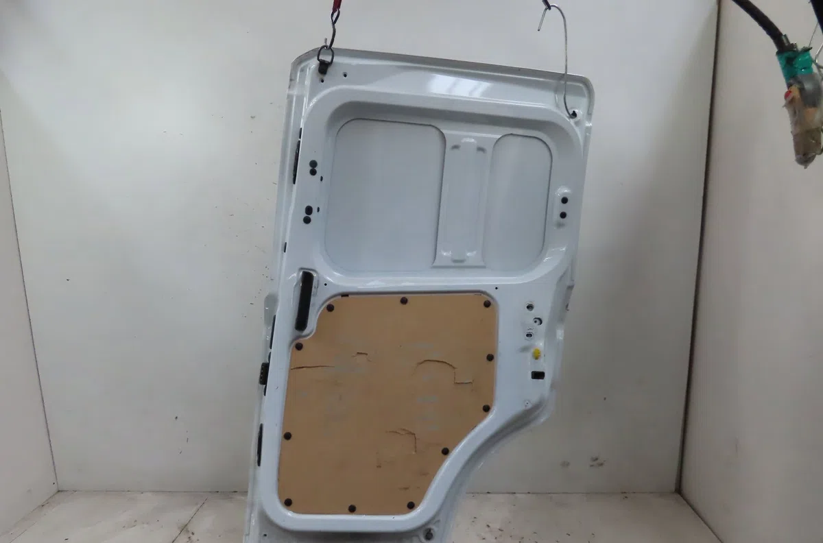 Porte coulissante d Ford TRANSIT COURIER B460 Camionnette-Monospace 1.5 tdci (2014) occasion