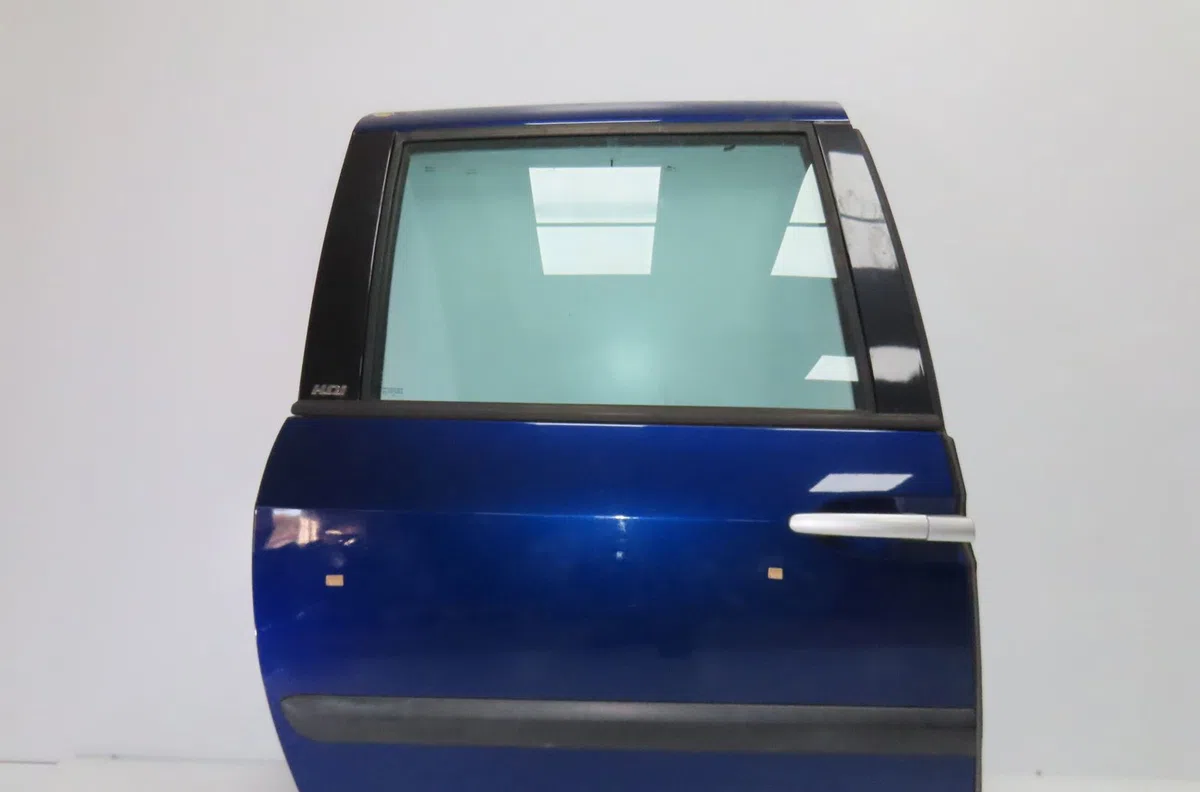 Porte coulissante d Peugeot 807 (EB_) 2.2 hdi (2002) occasion