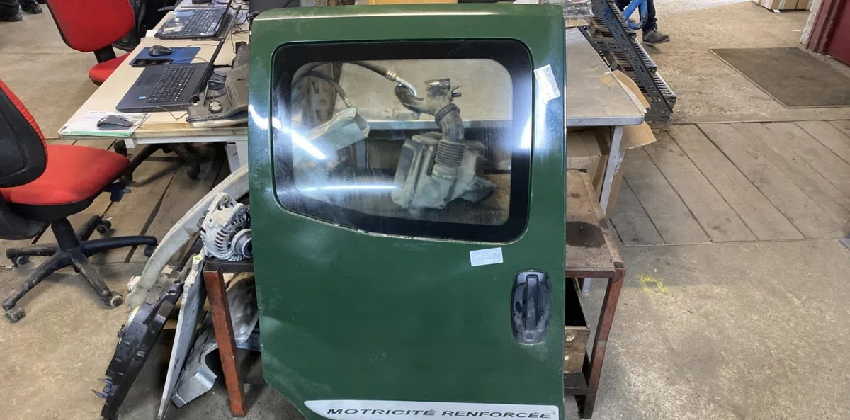 Porte coulissante d PEUGEOT BIPPER occasion