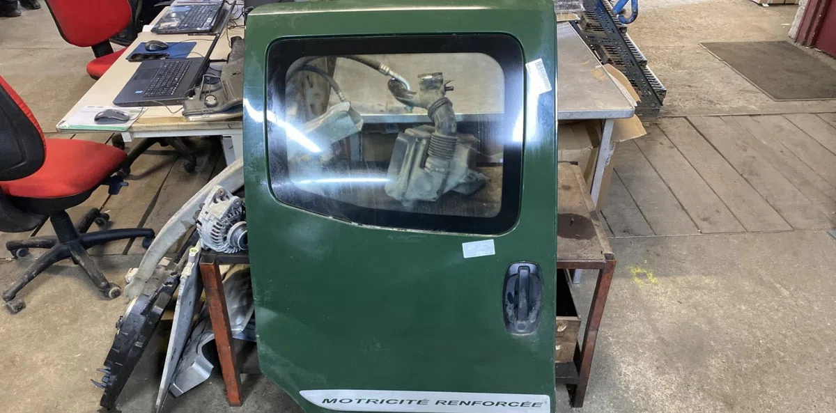 Porte coulissante d PEUGEOT BIPPER occasion