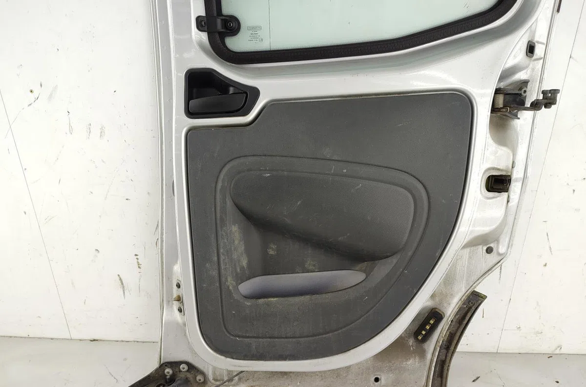 Porte coulissante d PEUGEOT BIPPER occasion