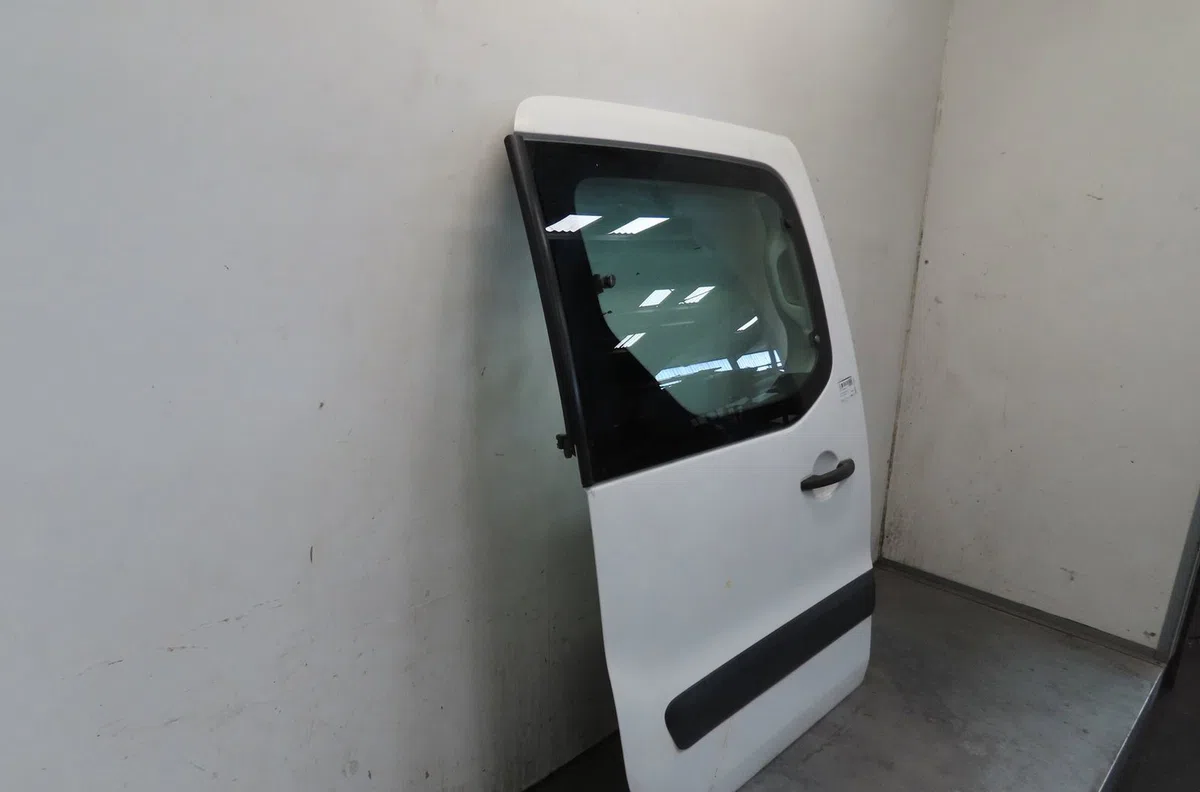Porte coulissante d Peugeot PARTNER TEPEE 1.6 hdi 90 (2010) occasion