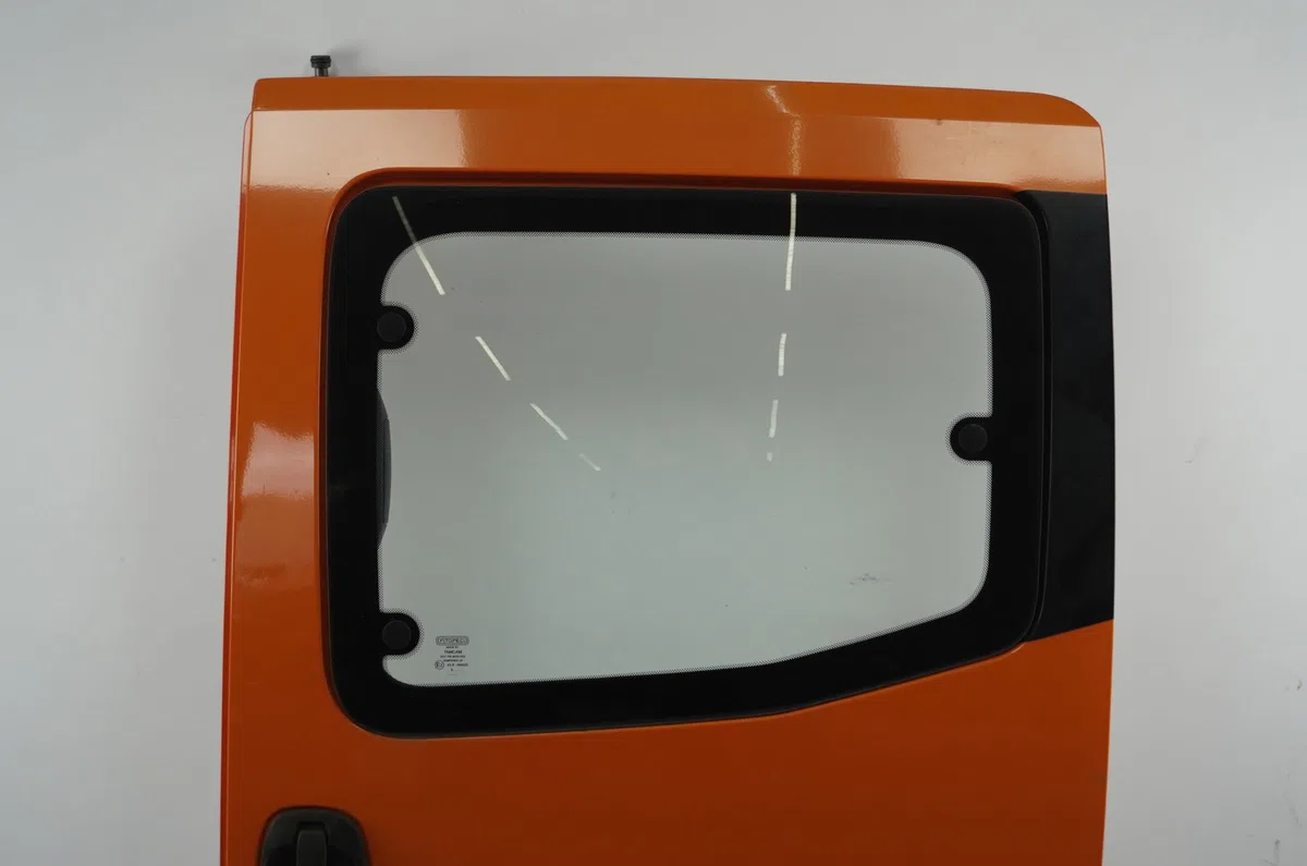 Porte coulissante g Citroen NEMO Monospace 1.4 hdi (2009) 5 portes occasion