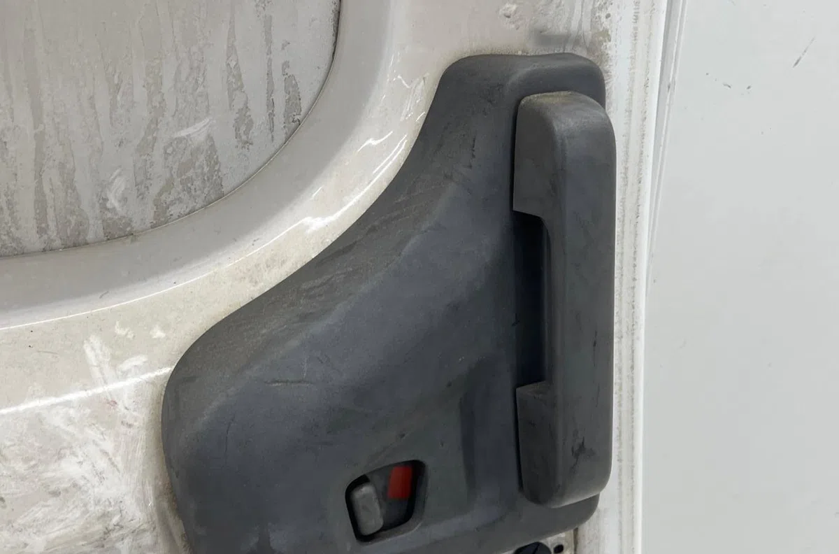 Porte coulissante g NISSAN NV200 occasion