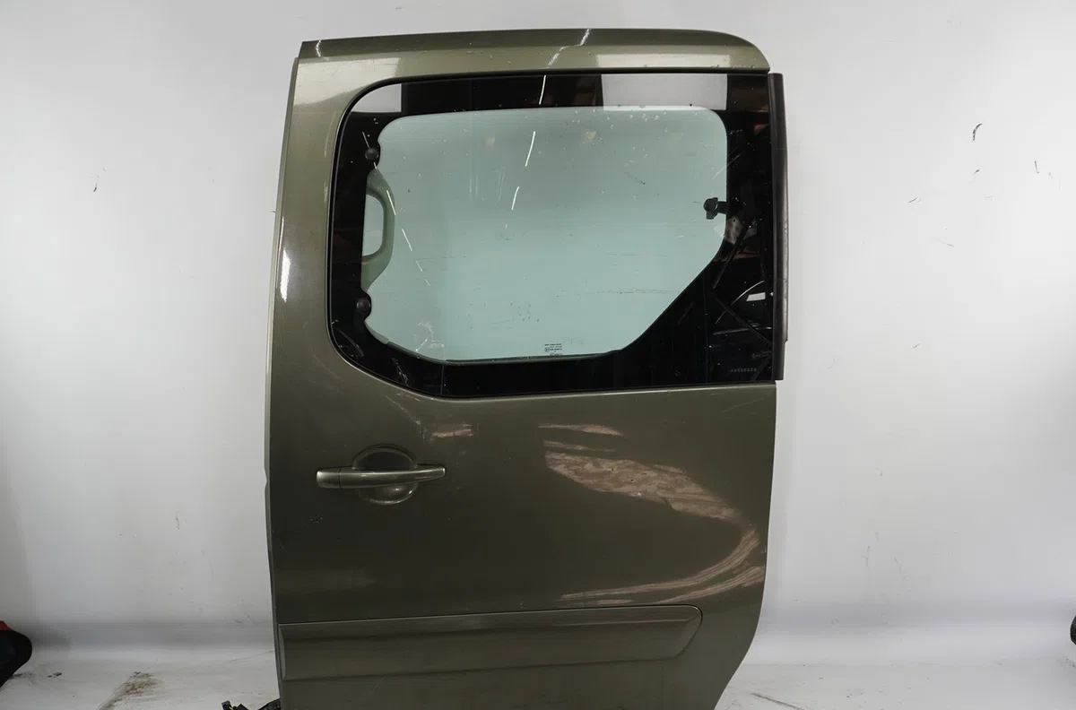Porte coulissante g Peugeot PARTNER Monospace (5_, G_) 1.6 hdi 90 (2005-2015) occasion