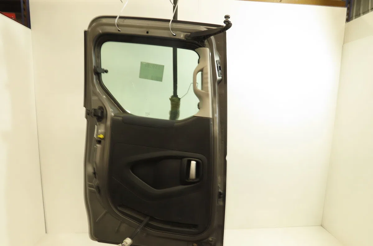 Porte coulissante g Peugeot PARTNER TEPEE 1.6 hdi (2010) occasion