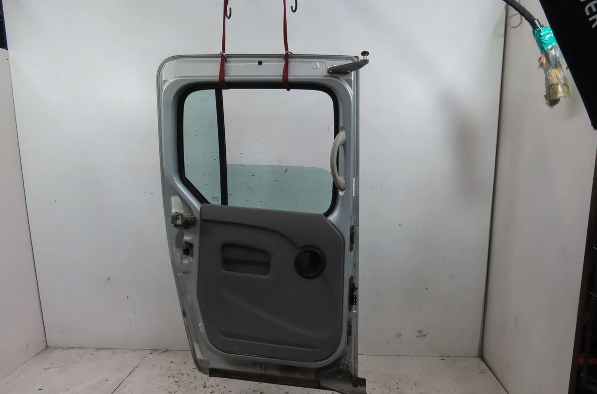 Porte coulissante g Renault KANGOO - GRAND KANGOO II (KW0-1_) 1.5 dci (2008) occasion