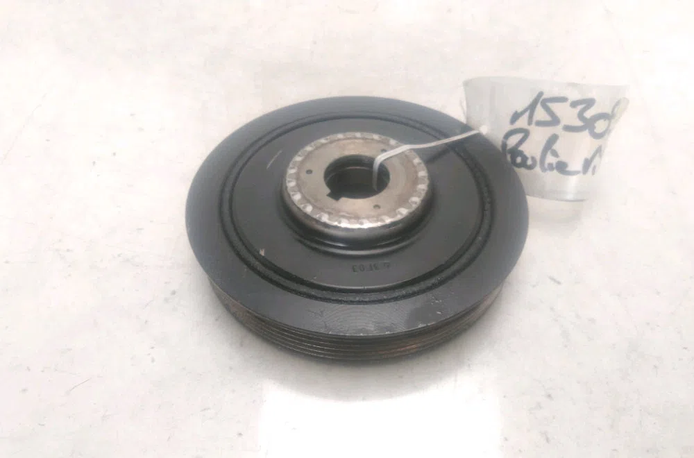 Poulie de vilebrequin Peugeot 307 (3A-C) 2.0 hdi 90 (2000-2007) 5 portes occasion