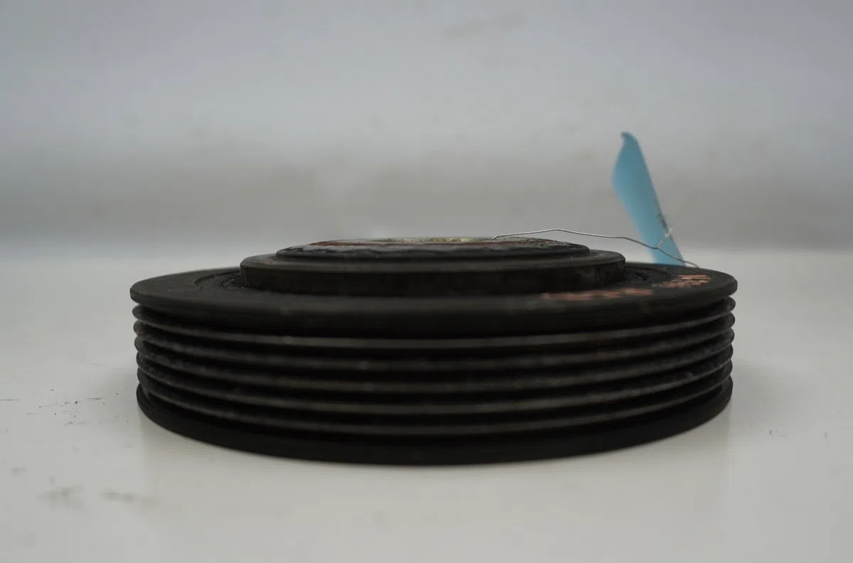 Poulie de vilebrequin Peugeot 307 CC (3B) 2.0 16v (2003-2005) 2 portes occasion