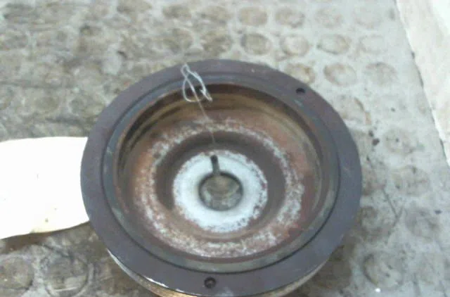Poulie de vilebrequin Renault CLIO III (BR0-1, CR0-1) 1.5 dci (2010-2014) 5 portes occasion