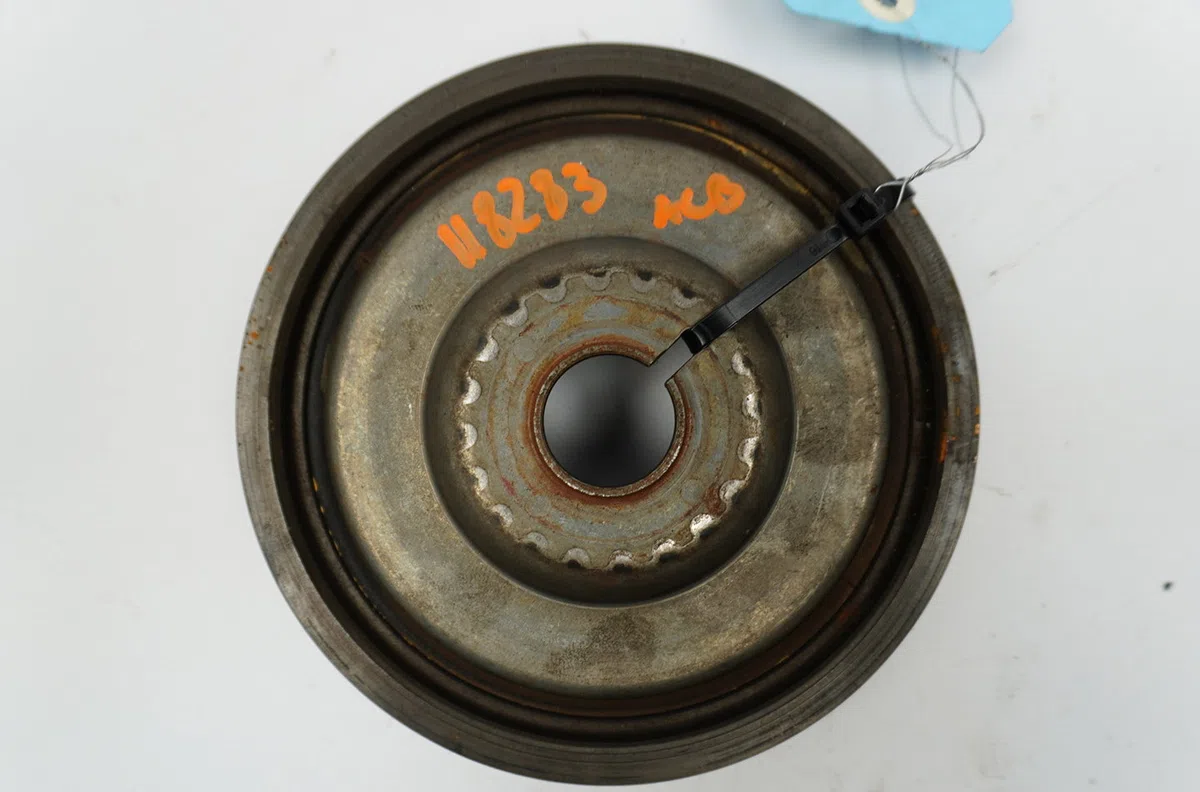 Poulie de vilebrequin Renault KANGOO Express (FW0-1_) 1.5 dci 75 (fw07, fw10, fw04) (2010) 4 portes occasion