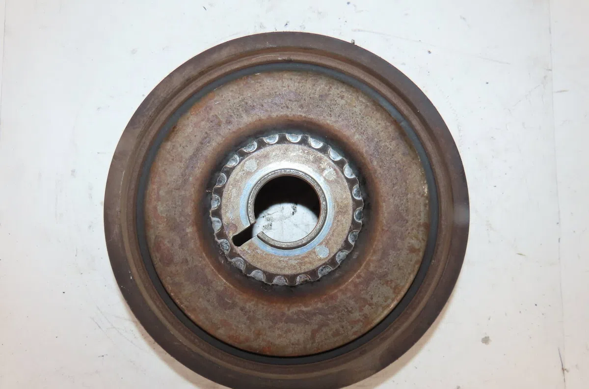 Poulie de vilebrequin Renault MEGANE III 3-5 portes (BZ0-1_, B3_) 1.5 dci (bz09, bz0d, bz1w, bz29, bz14) (2009) 5 portes
