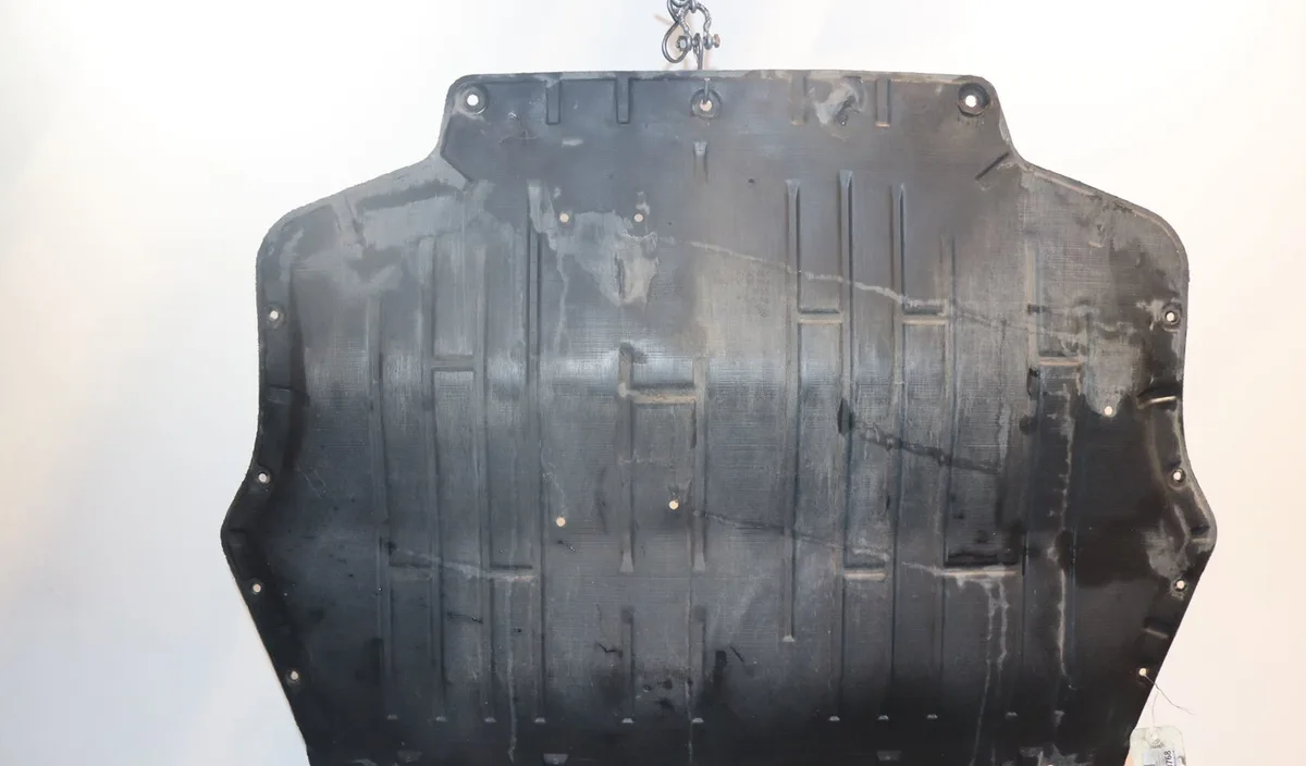 Protection carter huile Audi A3 (8P1) 1.6 tdi (2009-2012) occasion